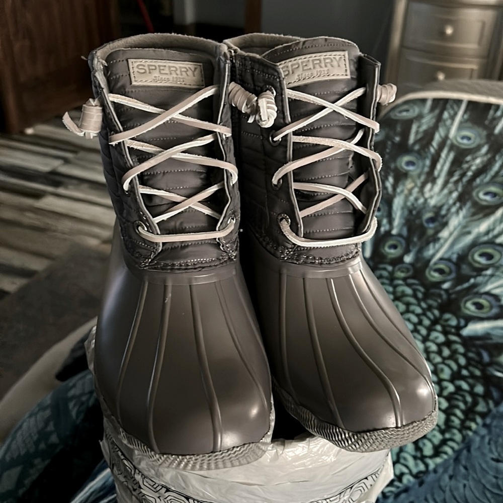 Sperry duck boots